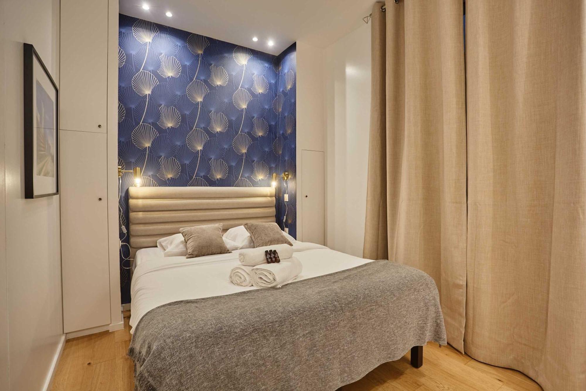 New 2 Bedrooms Center Of By Prestige Apartamento *